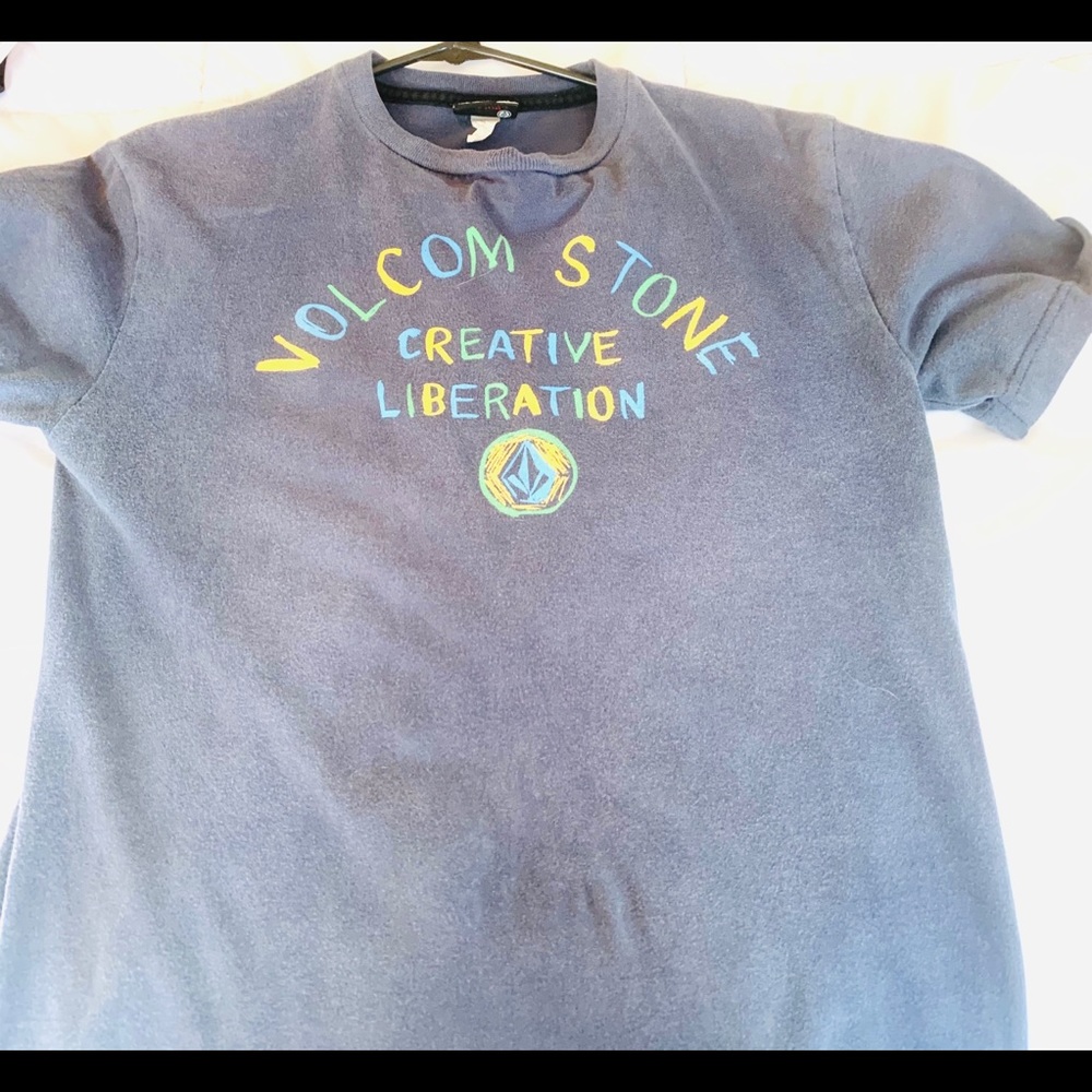 Volcom shirt